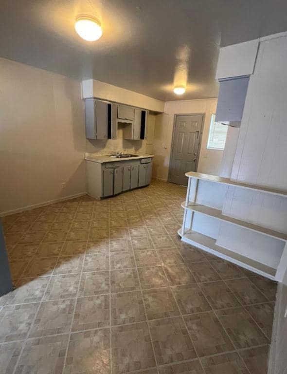 Photo - 5434 Makeig St House