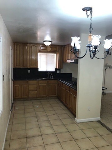 Building Photo - Modesto Renovated Single story 3 Bedroom Home