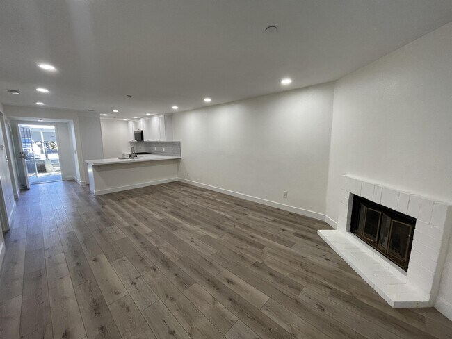 Building Photo - 209 Mangano Cir