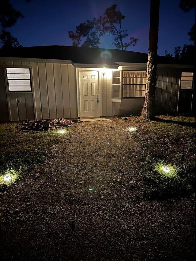 Building Photo - 5528 Avocado Blvd