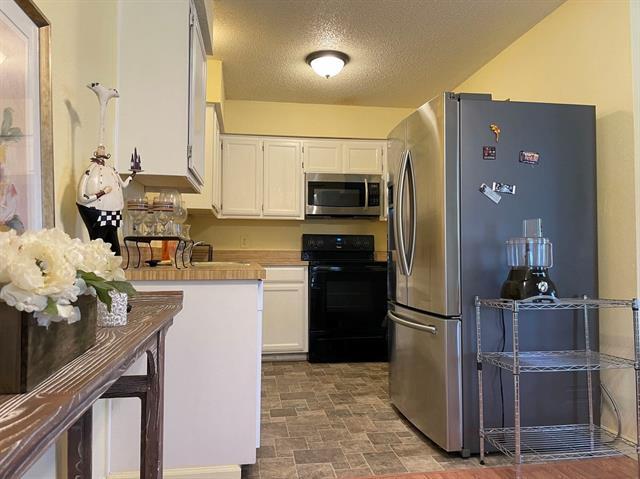 Foto del edificio - 7002 Lincoln Dr