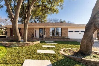 Building Photo - 6524 Cliffside Dr