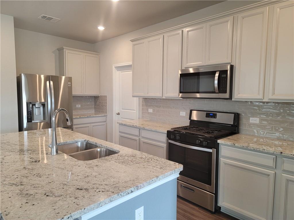 Foto principal - 213 McFarland St