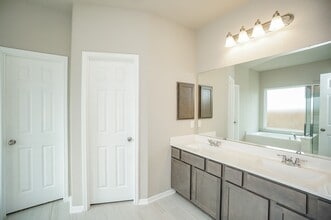 Building Photo - 5463 Grand View Dr