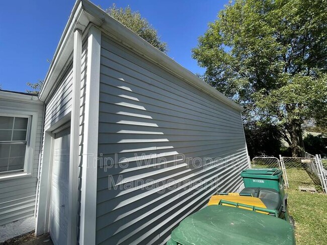 Building Photo - 1205 Nectar Dr