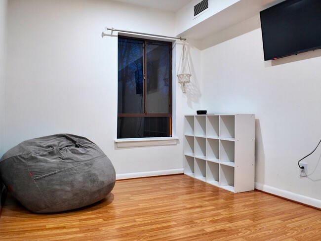 Foto del edificio - 2231 Castle Rock Square