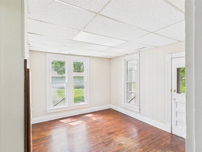 Foto del edificio - 503 Maple St