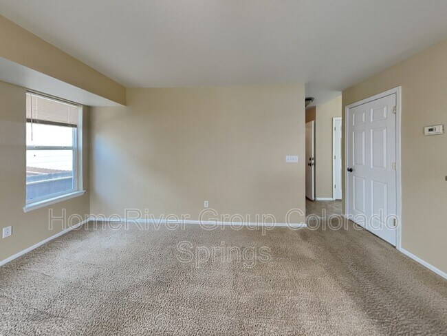 Building Photo - 7497 Straggler Cir