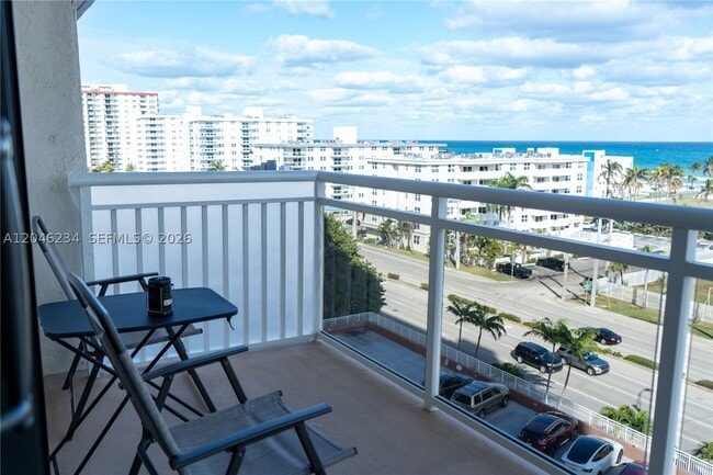 Building Photo - 1600 S Ocean Dr