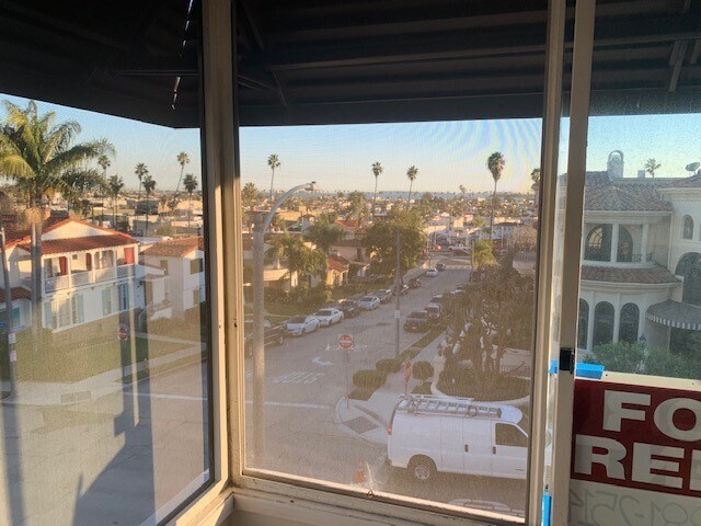 Building Photo - 4545 E Shaw St