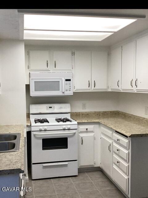 Foto del edificio - 4128 W Ave L