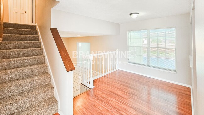 Building Photo - 18428 Sterling Silver Cir