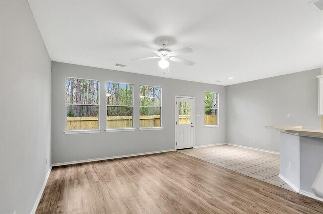 Building Photo - 67 Ledgestone Pl