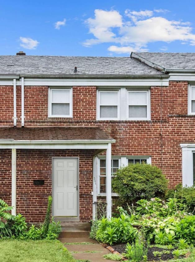 Primary Photo - 3 Bedroom, 1.5 Bath Townhome in Towson
