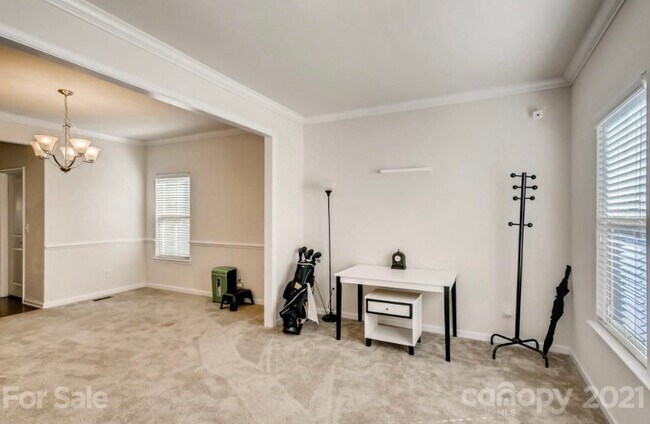 Formal living and dining rooms - 772 Rosegate Dr