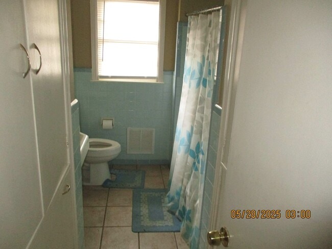 Building Photo - 1205 Whispering Pines Rd