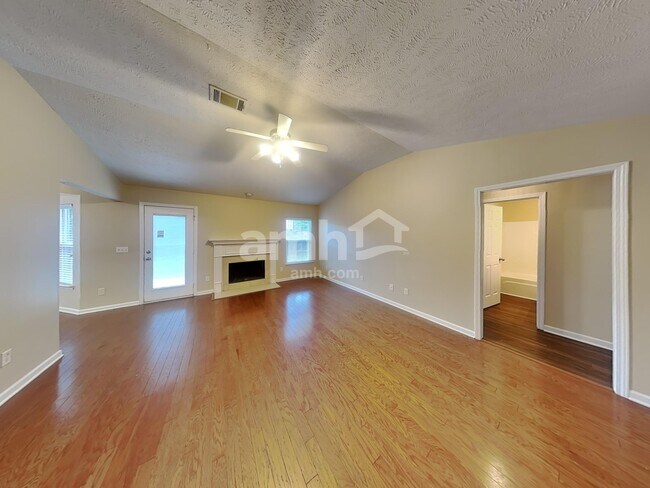 Building Photo - 5038 Preserve Blvd