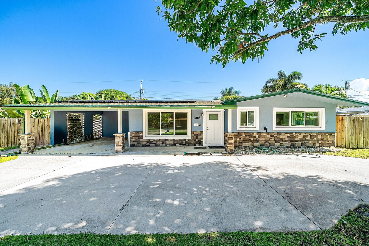 Foto principal - 308 Philadelphia Dr