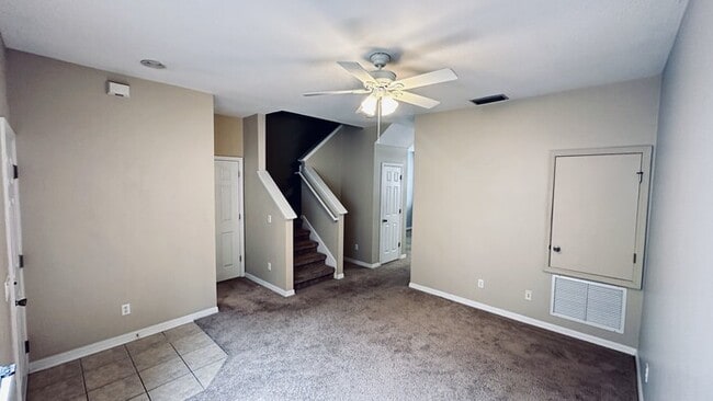 Building Photo - Elegant 2 Master Suite Townhome with Disne...