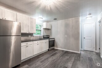 Renwood Apartments Photo