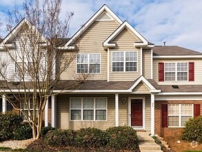 Building Photo - 24 Raelans Cir