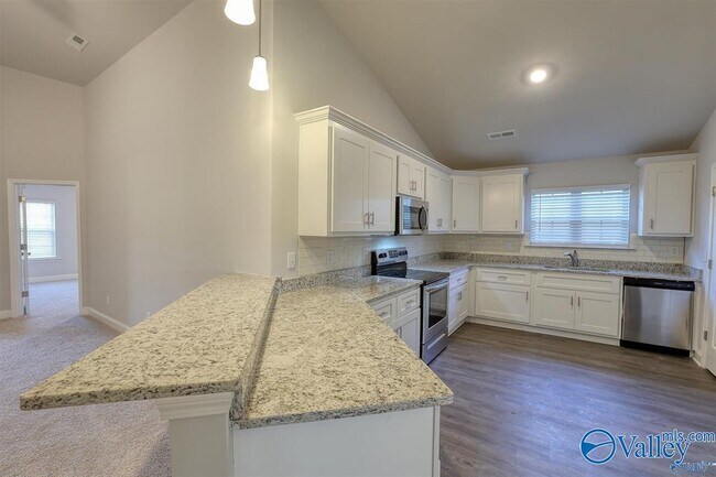 Building Photo - 226 Abercorn Dr
