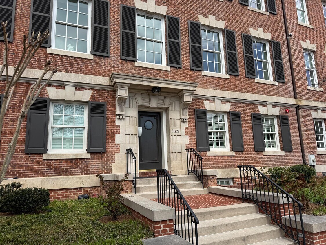 Photo - 2125 S St NW (Washington, DC)