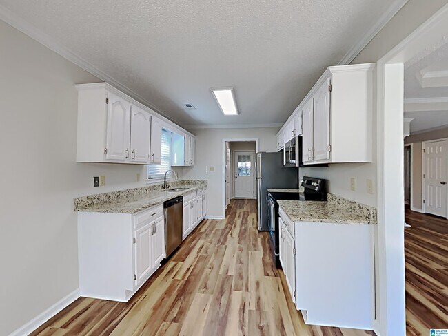 Foto del edificio - 2502 Jarvis St SW