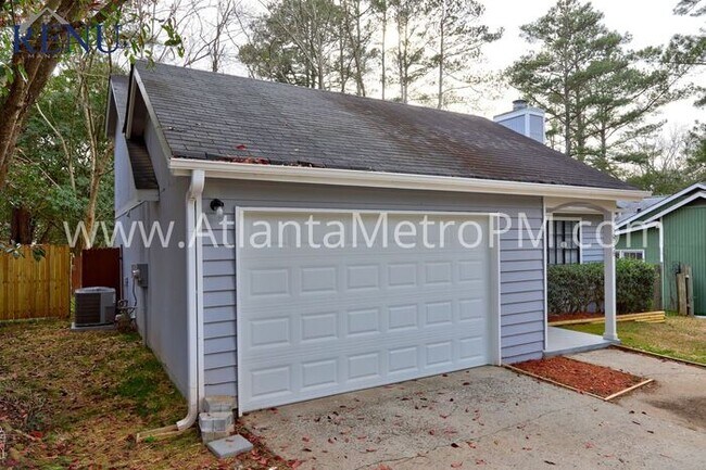 Foto del edificio - Now Available 3 bedroom 2 baths