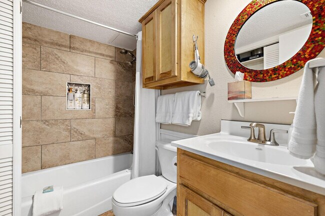 Foto del edificio - 2204 Trailside Dr