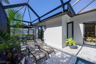 Building Photo - 1871 Dogwood Dr