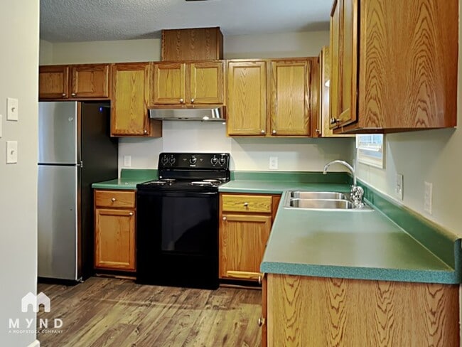 Foto del edificio - 2024 Julian Ln