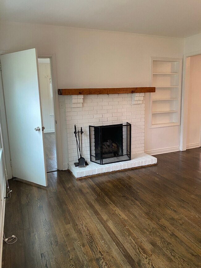 Building Photo - 2638 Brown Cir SE