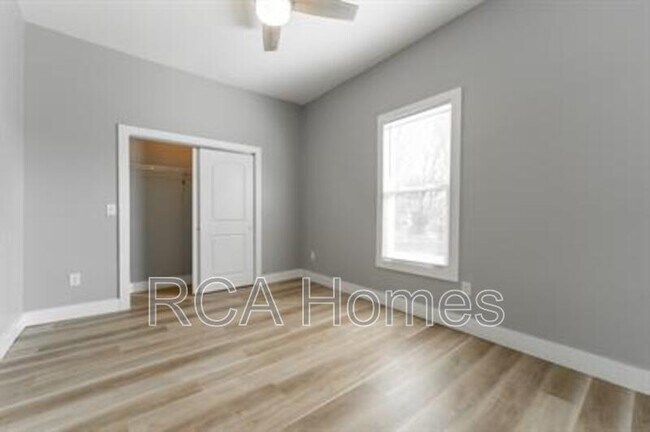 Foto del edificio - 648 W 30th St