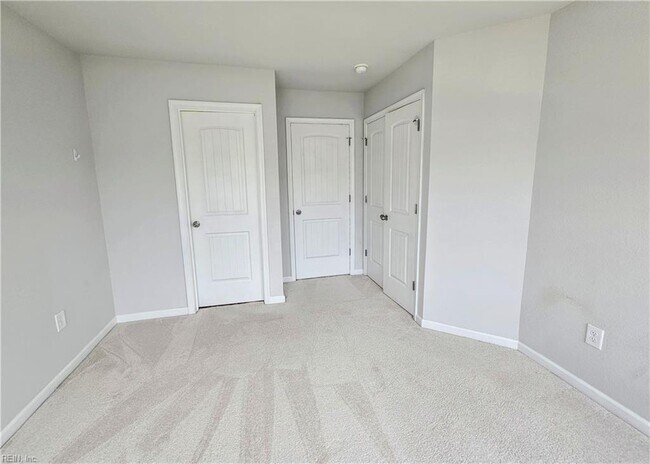 Building Photo - 407 Asuza St