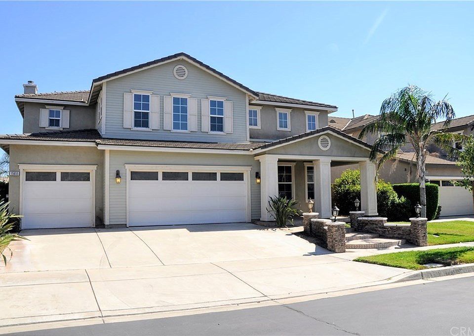 Primary Photo - 15655 Iron Spring Ln,Fontana, CA 92336