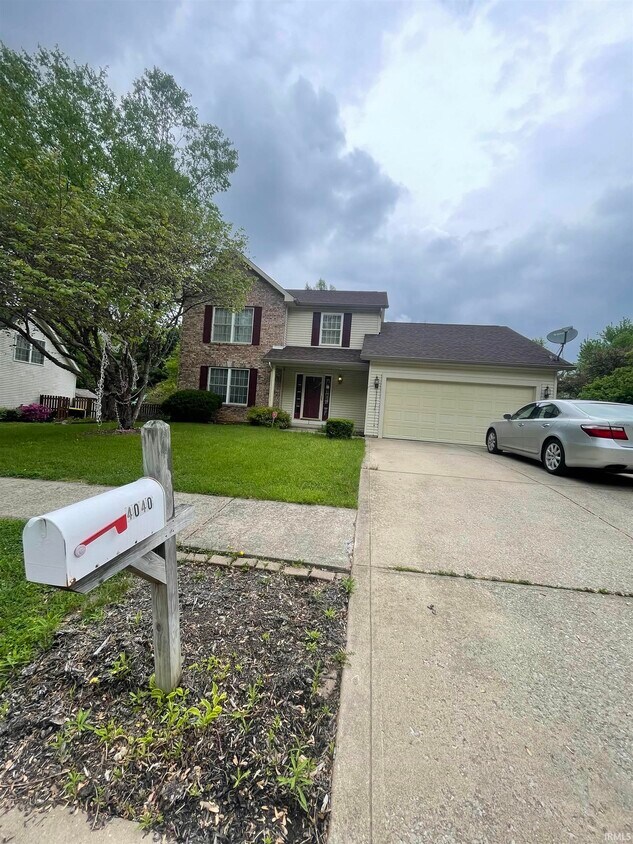 Foto principal - 4040 W Mary Ellis St