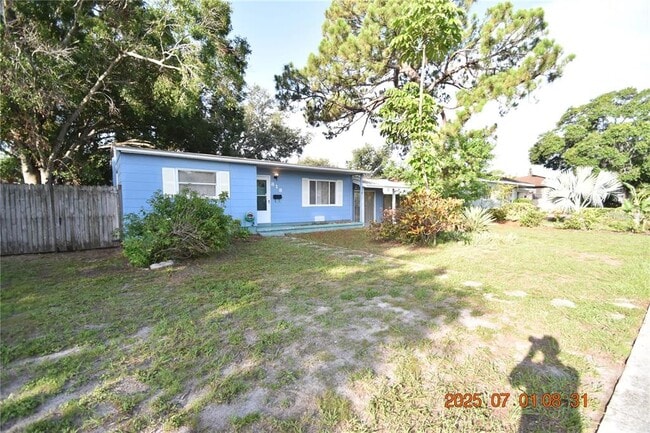 Building Photo - 818 49th Ave N