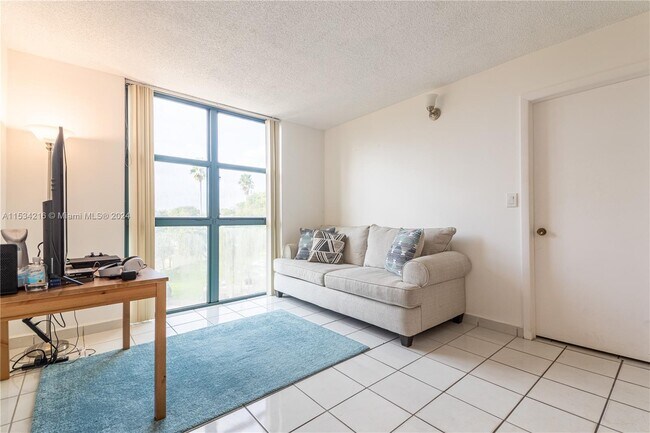 Foto del edificio - 2055 SW 122nd Ave