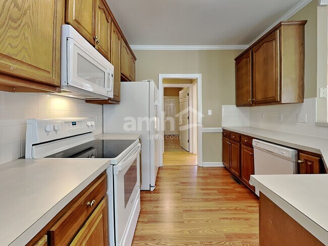 Foto del edificio - 4700 Greenfield Way Dr