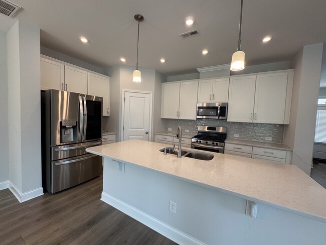 Building Photo - 3027 Dunnock Dr