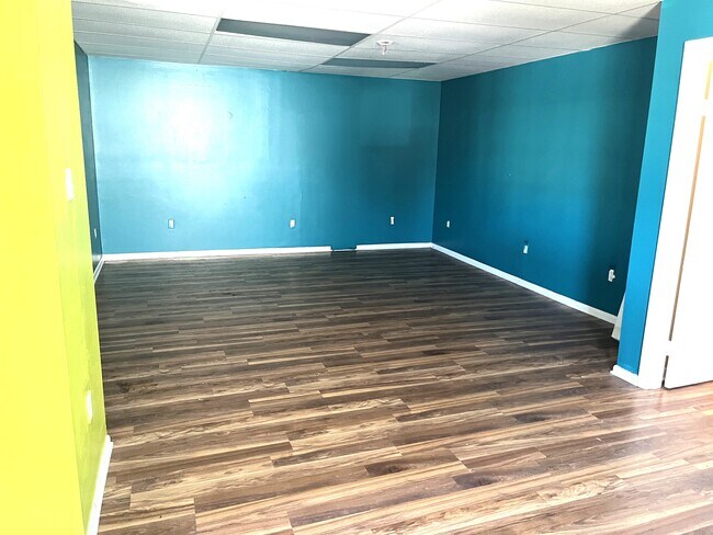 Foto del edificio - 821 W 26th St