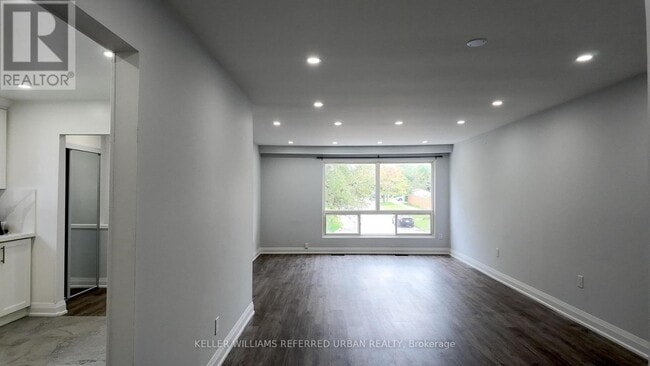 Building Photo - 36 Yucatan Rd