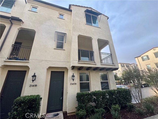 Foto principal - 21406 Dahlia Ct