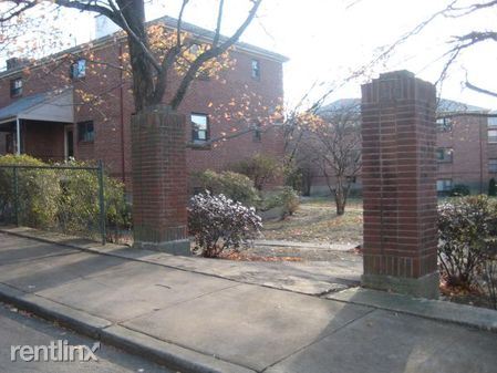 Primary Photo - 83 Norwood Ave