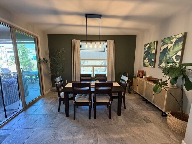 Building Photo - Spacious 4BR House in Oro Valley