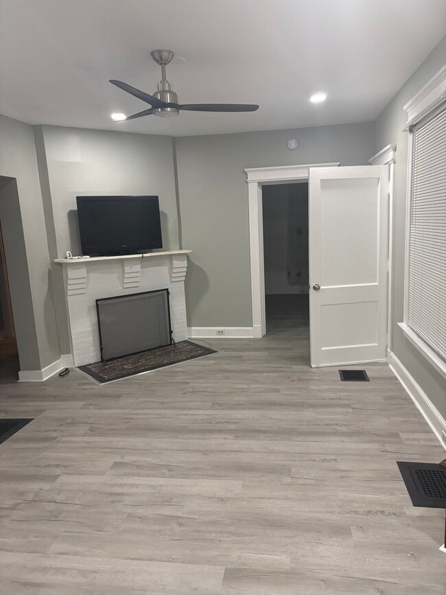 Building Photo - 950 Townsend Ave