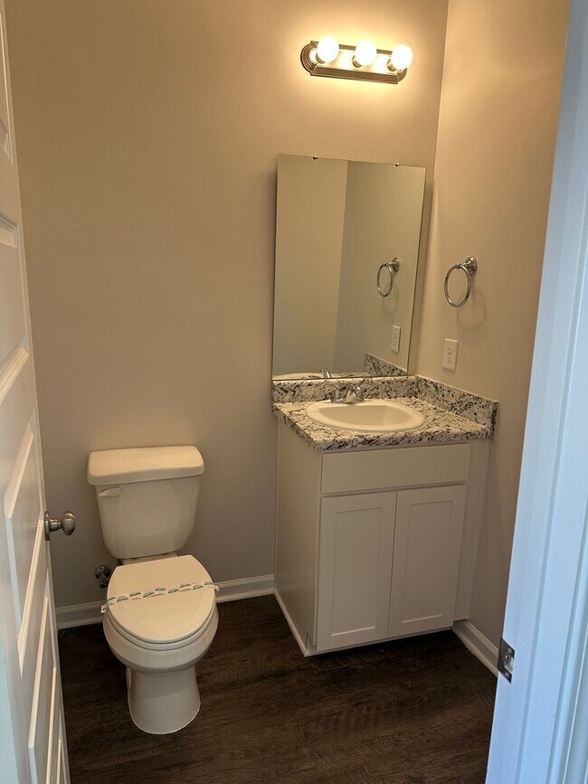 Building Photo - *Pre-leasing*  Three Bedroom | Two and a H...