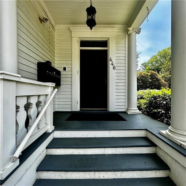 Building Photo - 446 Bellevue Ave