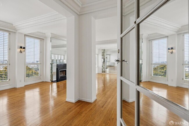 Foto del edificio - 3337 Clay St